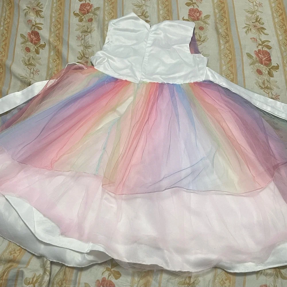 Dress - Picture 3 of 3